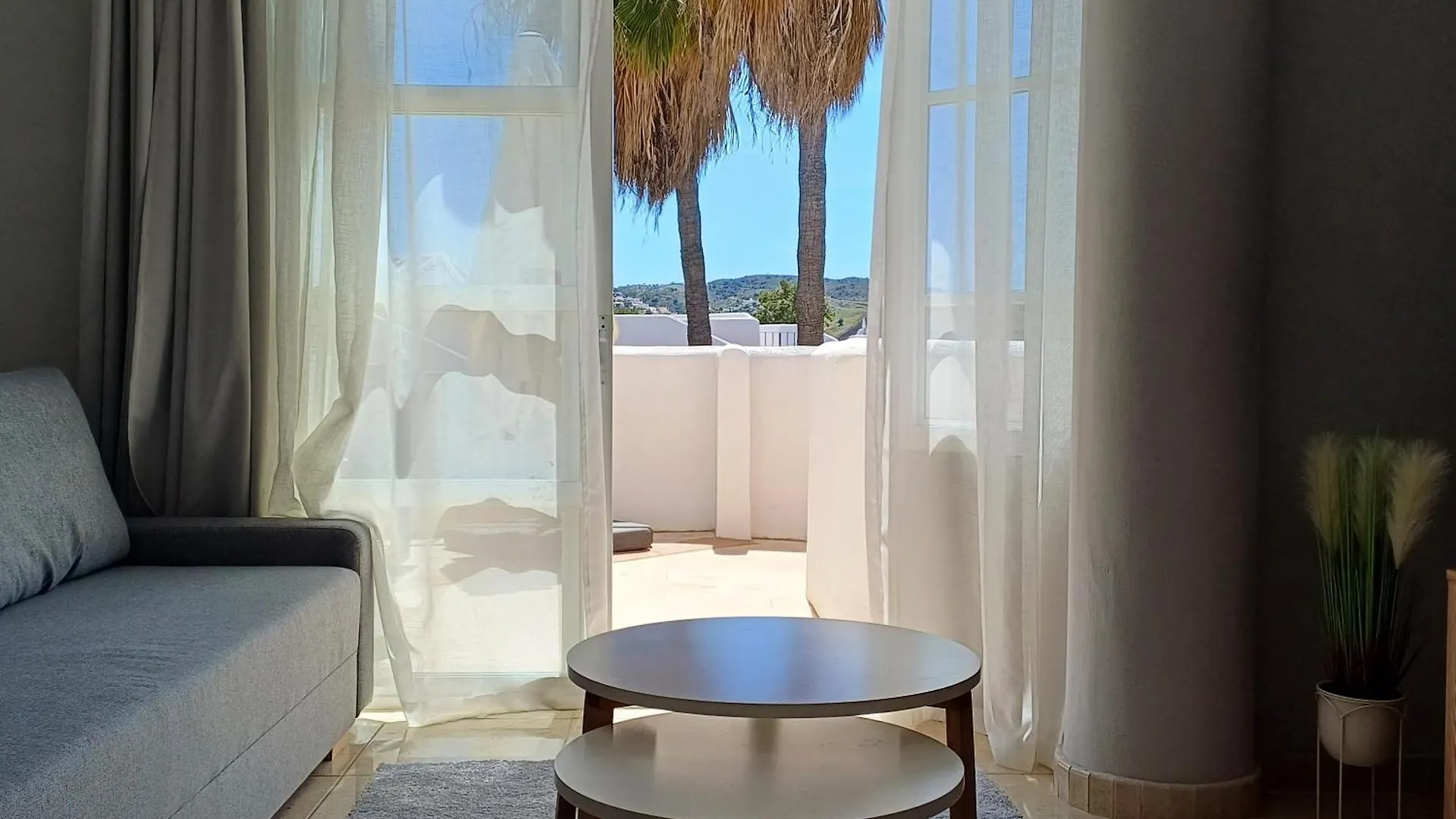 Casa Mariana Penthaus Apartment With Golf And Mountains View Santa Fe de los Boliches Spain